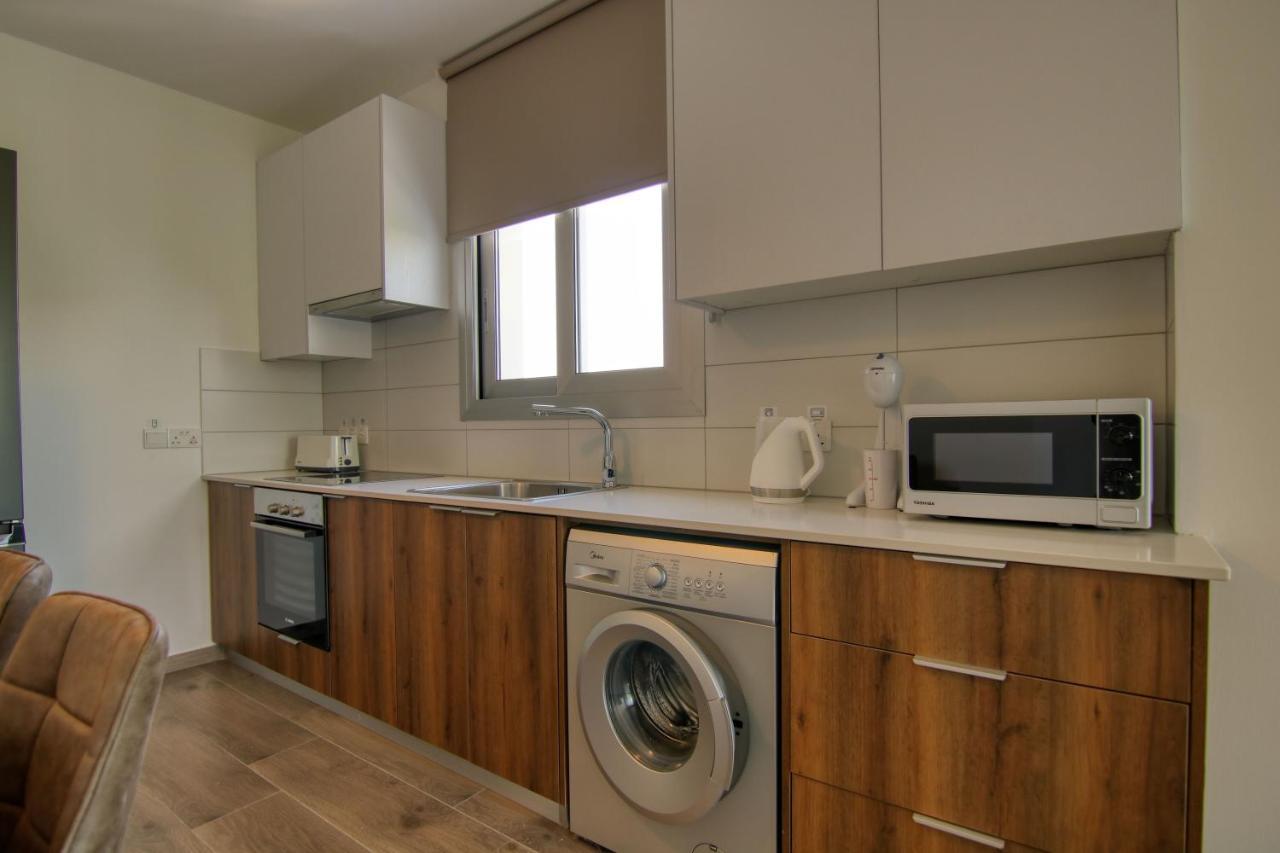 Phaedrus Living Coral Suites Aura Larnaca Exterior foto