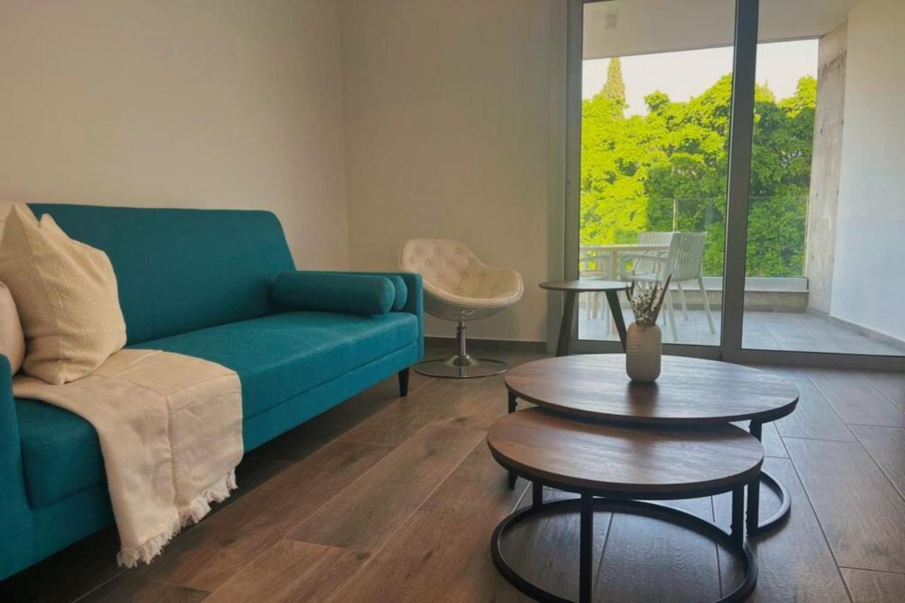 Phaedrus Living Coral Suites Aura Larnaca Exterior foto